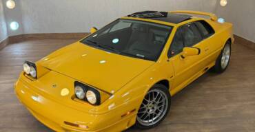 LOTUS ESPRIT S4